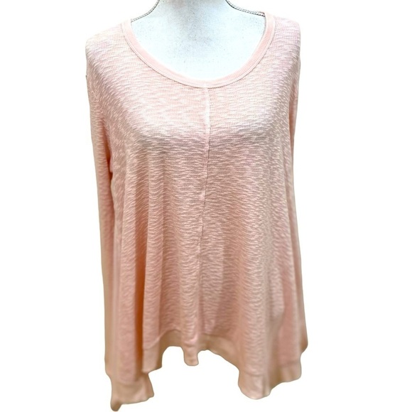Left of Center pale pink handkerchief hem nubby long sleeve top size medium - Picture 1 of 11